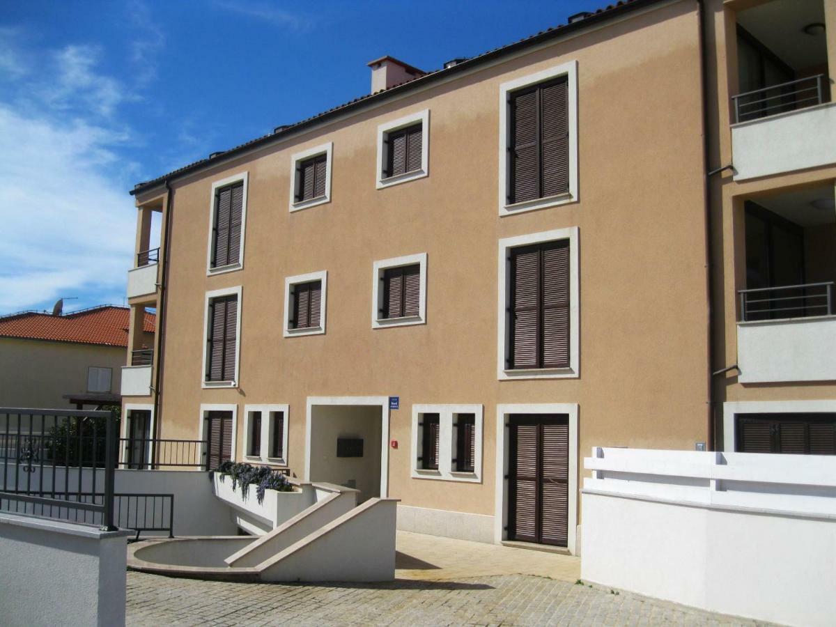 Apartment Oliva Yourcroatiaholiday بريمونتيرا المظهر الخارجي الصورة