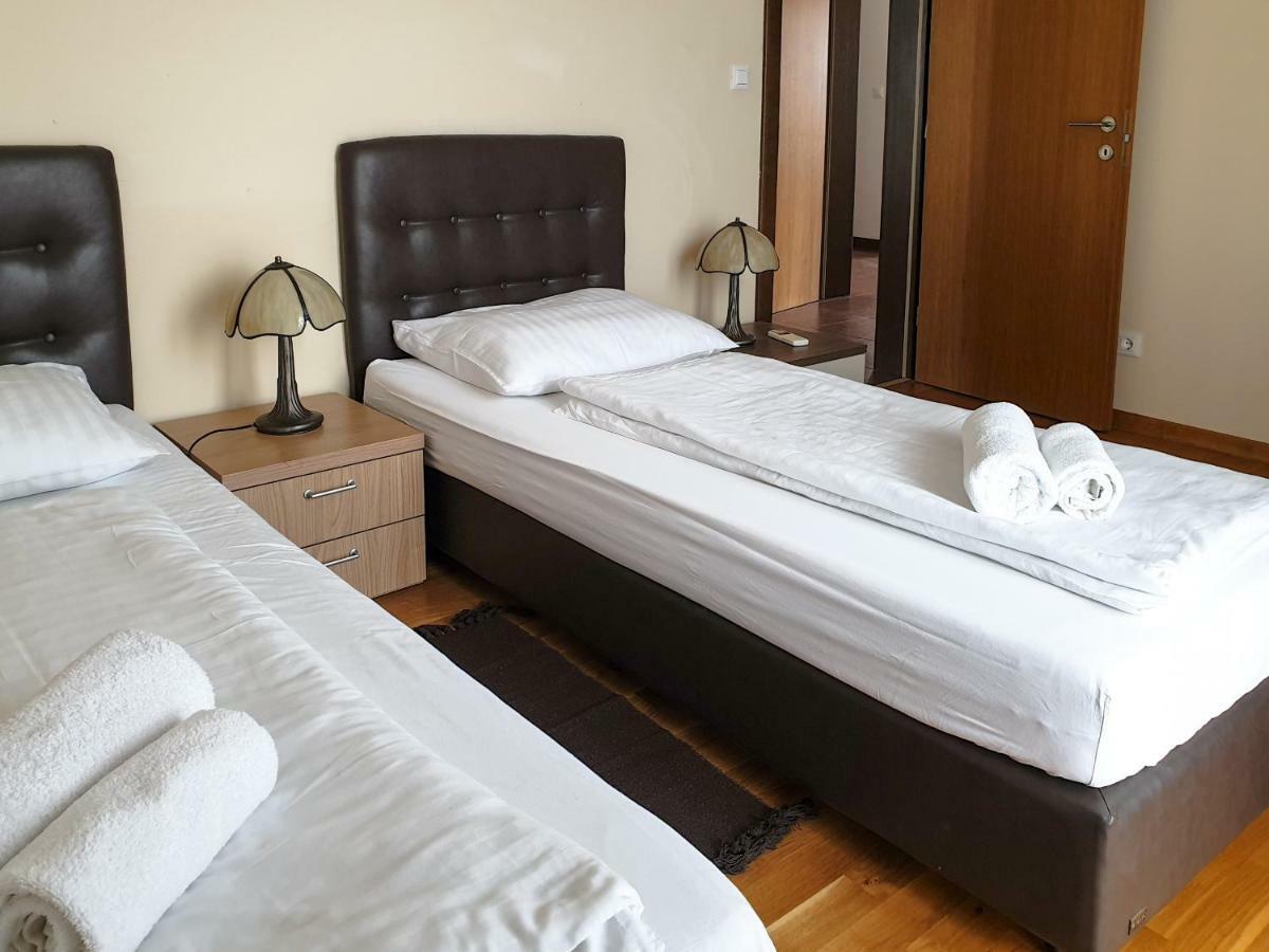 Apartment Oliva Yourcroatiaholiday بريمونتيرا المظهر الخارجي الصورة
